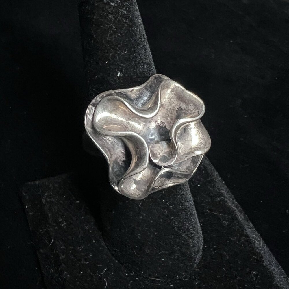 Vintage Silpada Sterling Silver Modernist Flower Ring Size 7.75 Chunky 18.7g